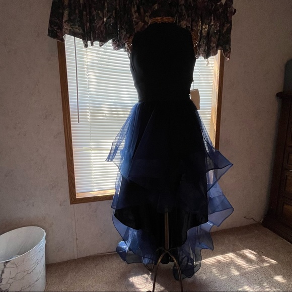 TS COUTURE DRESS - Picture 7 of 9